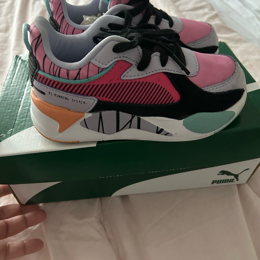 Puma - Picture 3 of 4